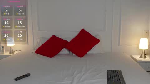 nany_model25 online show from 10-23-25, 08:29