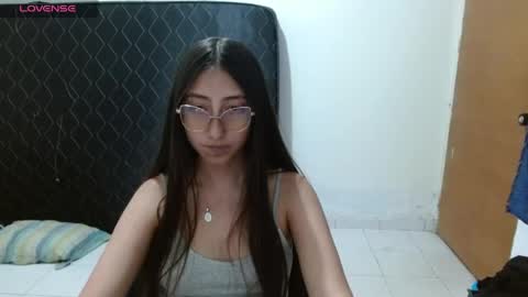 Snapshot of nanylux chatting on 05-07-26, 04:40 nanylux online show from 05-07-26, 04:40