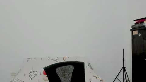 Snapshot of naoko_uwu chatting on 11-02-25, 12:02 Naoko online show from 11-02-25, 12:02