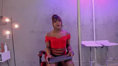 Snapshot of naomi__blair chatting on 02-17-26, 03:14 Naomi Blair online show from 02-17-26, 03:14