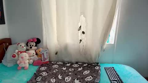 Snapshot of naomi_baby19 chatting on 02-10-26, 08:02 naomi_baby19 online show from 02-10-26, 08:02