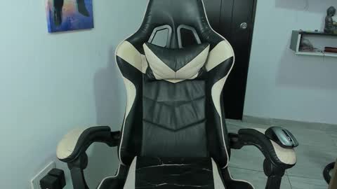 naomi_berckley online show from 09-25-25, 07:56