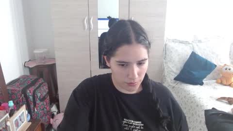 naomi_d online show from 05-03-26, 04:46