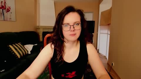 Snapshot of naomi_di chatting on 06-07-26, 06:06 naomi_di online show from 06-07-26, 06:06