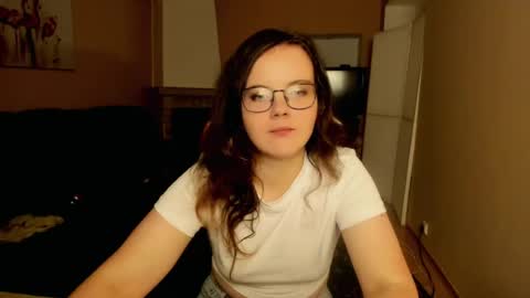 Snapshot of naomi_di chatting on 07-04-26, 07:53 naomi_di online show from 07-04-26, 07:53