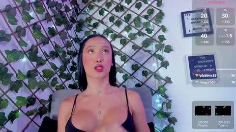 naomi_kobayashi online show from 12-29-24, 07:17