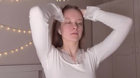 Naomi online show from 03-04-26, 05:41