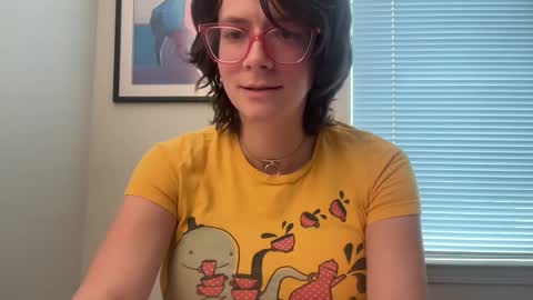 Naomi Reah online show from 11-25-25, 03:56