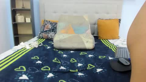 naomi_sex21 online show from 02-27-26, 01:00