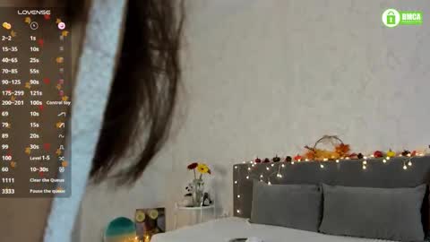 Snapshot of naomi_tara chatting on 10-10-25, 02:16 Naomi online show from 10-10-25, 02:16