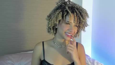 naomidawson online show from 03-10-26, 12:15