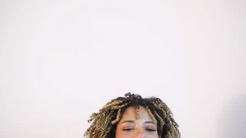 Snapshot of naomidawsonn chatting on 06-13-26, 11:24 naomidawson online show from 06-13-26, 11:24