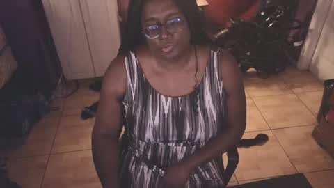 Naomi online show from 04-12-26, 02:00