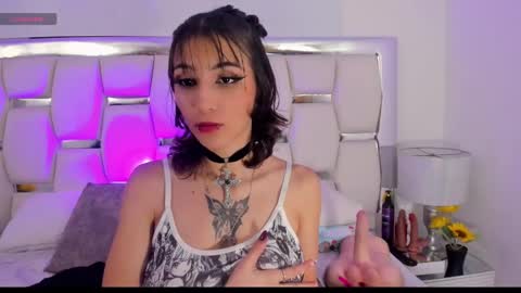 Snapshot of naomiharuno chatting on 02-21-25, 06:07 naomiharuno online show from 02-21-25, 06:07