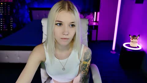 naomihita online show from 11-30-25, 02:32