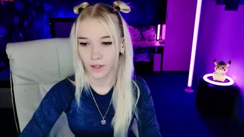 naomihita online show from 12-18-25, 01:17