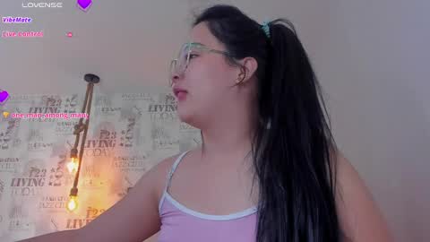 Snapshot of naomijohnson1 chatting on 12-11-24, 03:15 Naomi online show from 12-11-24, 03:15