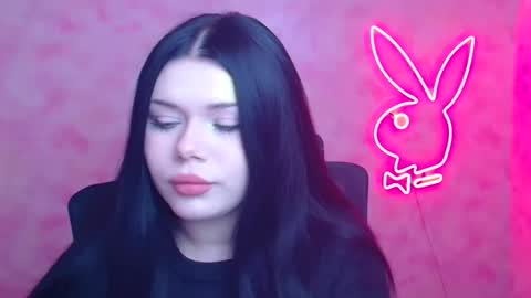 Naomi online show from 12-18-25, 06:25