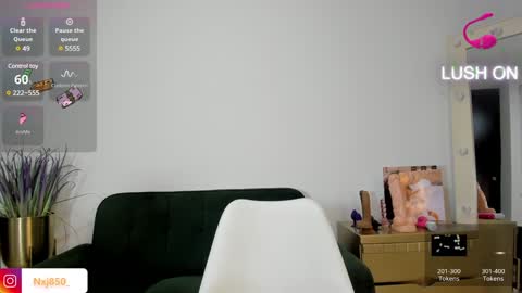 Naomi     online show from 01-30-25, 10:51