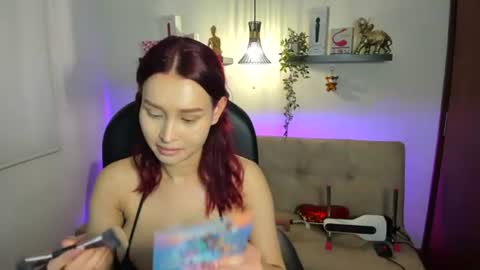 Snapshot of naomy_stanley chatting on 06-15-26, 12:35 Naomy Stanley online show from 06-15-26, 12:35