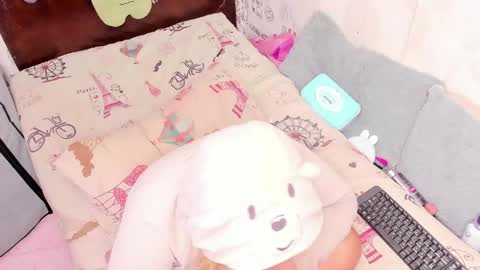 Naomyfoxx online show from 05-17-26, 05:05