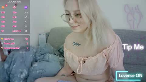 Snapshot of naozuqace chatting on 03-02-26, 12:23 NaozuQAce online show from 03-02-26, 12:23