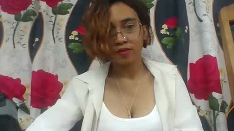 Snapshot of narindra884634 chatting on 04-23-26, 12:29 narindra884634 online show from 04-23-26, 12:29