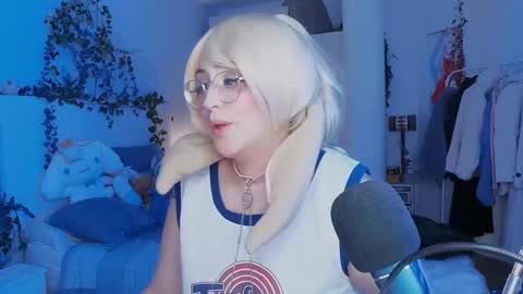 Snapshot of narubolita chatting on 02-22-25, 12:05 Narubolita Narupinku online show from 02-22-25, 12:05