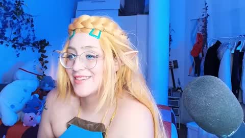 Snapshot of narubolita chatting on 03-08-25, 02:34 Narubolita Narupinku online show from 03-08-25, 02:34