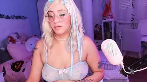 Snapshot of narubolita chatting on 10-03-25, 09:06 Narubolita Narupinku online show from 10-03-25, 09:06