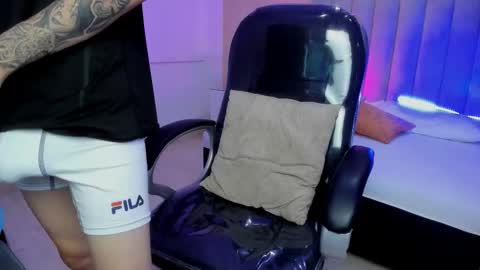 Nascary Fox online show from 02-19-26, 08:38