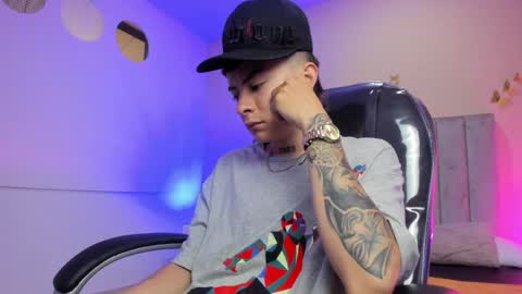 Nascary Fox online show from 04-09-26, 12:32