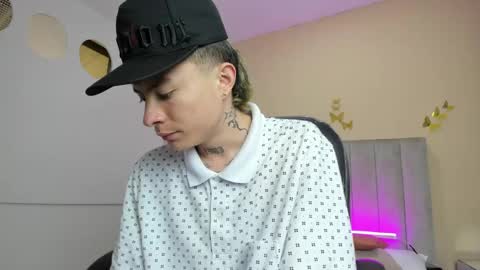 Snapshot of nascary_fox chatting on 05-31-26, 12:45 Nascary Fox online show from 05-31-26, 12:45