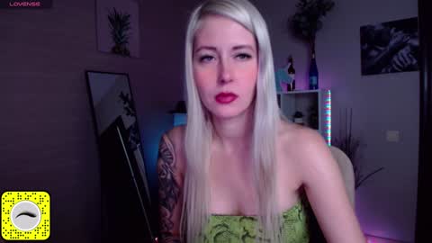 Snapshot of nastasya_cute chatting on 01-17-25, 01:57 Nastya online show from 01-17-25, 01:57