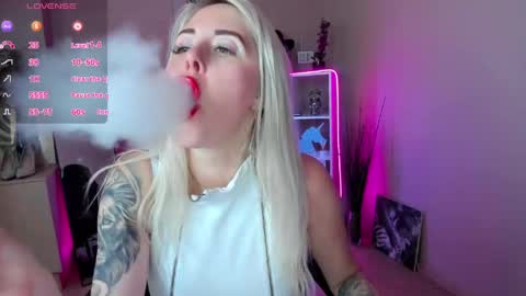 Snapshot of nastasya_cute chatting on 06-03-26, 01:30 Nastya online show from 06-03-26, 01:30