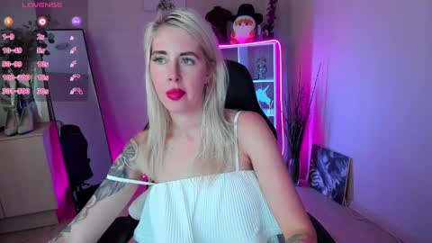 Snapshot of nastasya_cute chatting on 06-05-26, 06:52 Nastya online show from 06-05-26, 06:52