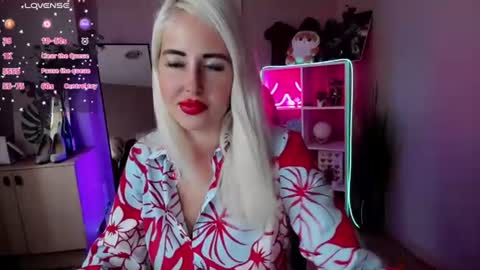 Snapshot of nastasya_cute chatting on 07-07-26, 01:41 Nastya online show from 07-07-26, 01:41