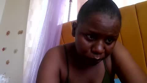 Snapshot of nastiestmomplay chatting on 06-02-26, 05:31 Sweet Ella online show from 06-02-26, 05:31