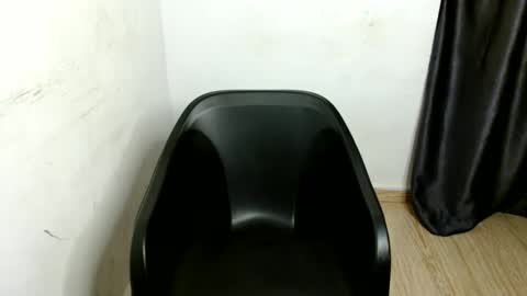 Snapshot of nasty_creamypussyy chatting on 02-27-26, 07:19 Mila online show from 02-27-26, 07:19