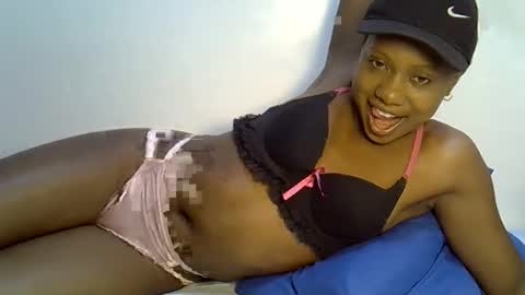 Lolly online show from 05-19-26, 09:26