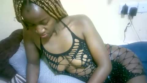 Marie online show from 09-09-25, 03:50