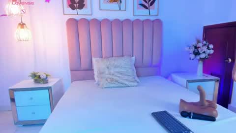 Deisy online show from 06-17-26, 02:47