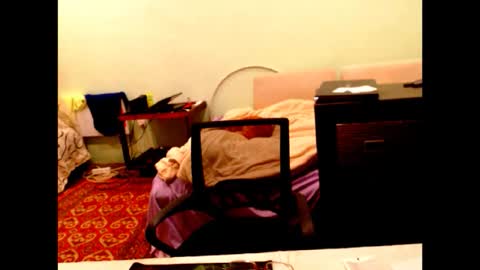 natali online show from 12-17-25, 03:12