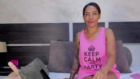 Snapshot of natalia_cruzz chatting on 07-14-26, 12:44 Nata online show from 07-14-26, 12:44