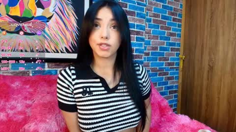 Snapshot of natalia_kiss01 chatting on 01-23-25, 11:58 Natalia Kiss online show from 01-23-25, 11:58