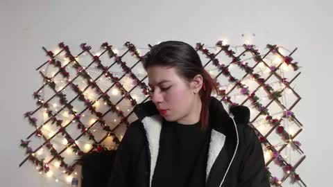 Snapshot of natalia_walker chatting on 01-18-26, 01:59 Natalia Walker online show from 01-18-26, 01:59