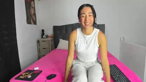 Snapshot of nataliaa05 chatting on 02-27-25, 11:59 Nati online show from 02-27-25, 11:59