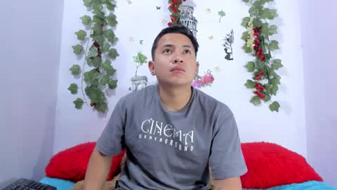 nataliaandjulliam online show from 01-11-26, 04:39