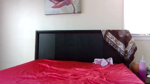 NataliaCakes1 online show from 04-18-26, 07:29