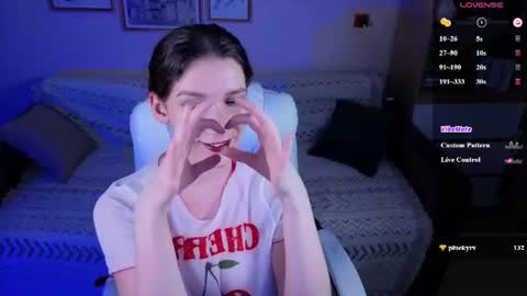 Snapshot of nataliagonharova chatting on 06-25-26, 03:38 Natali online show from 06-25-26, 03:38